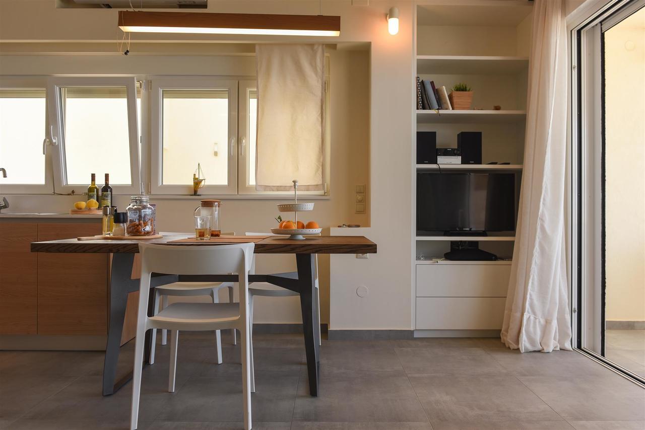 Rodia Beach Suites Kokkinos Pyrgos Exterior foto