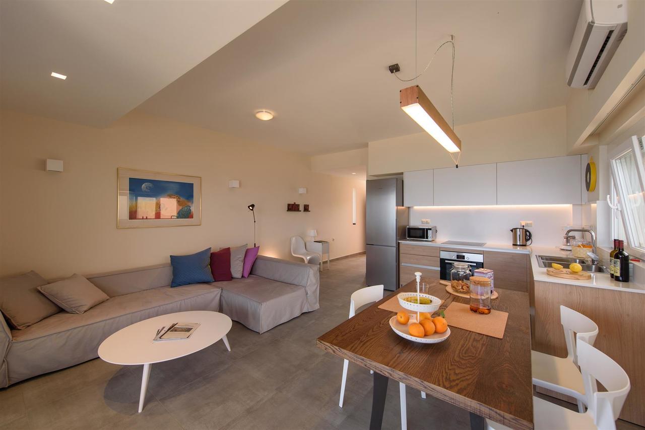 Rodia Beach Suites Kokkinos Pyrgos Exterior foto