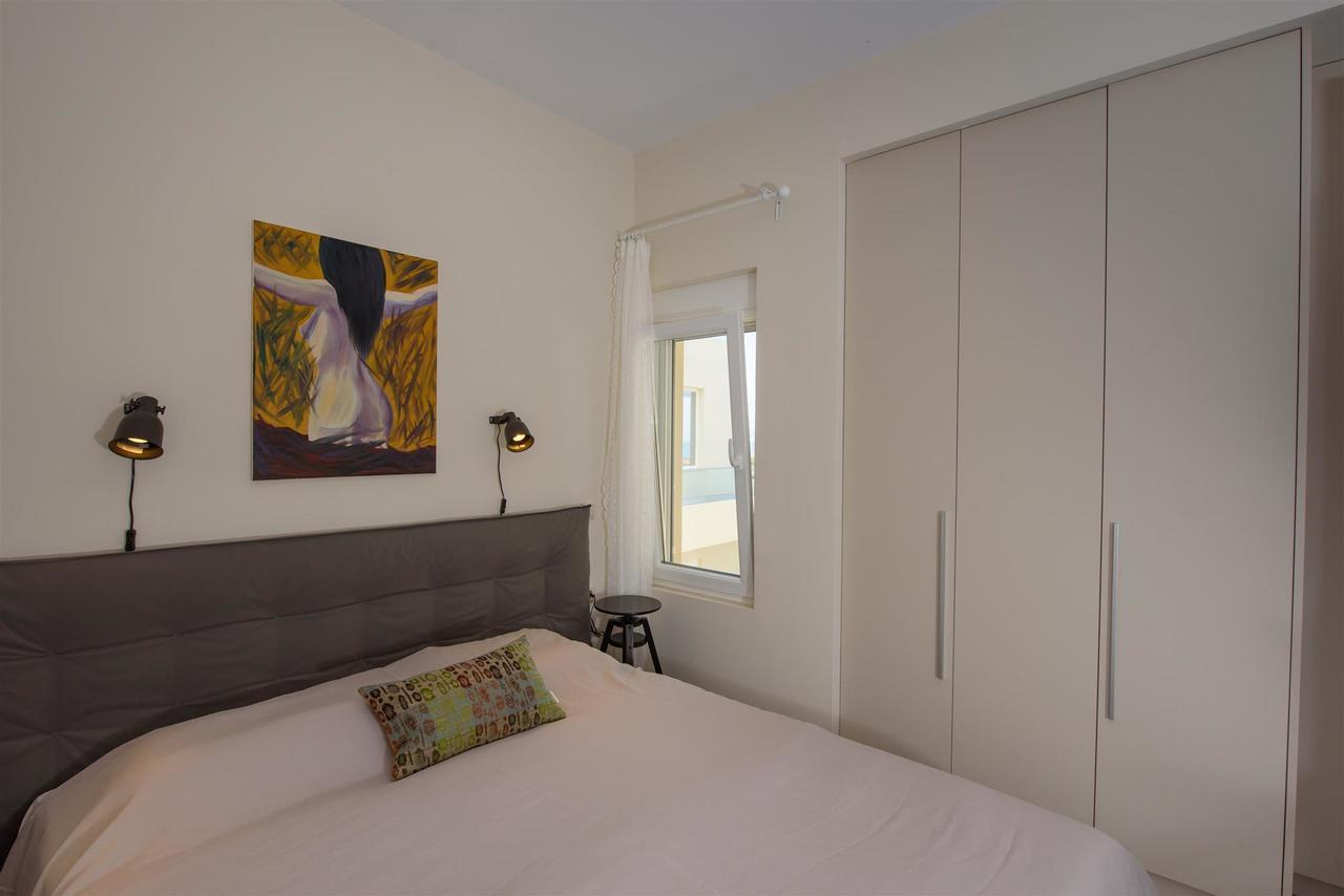Rodia Beach Suites Kokkinos Pyrgos Exterior foto
