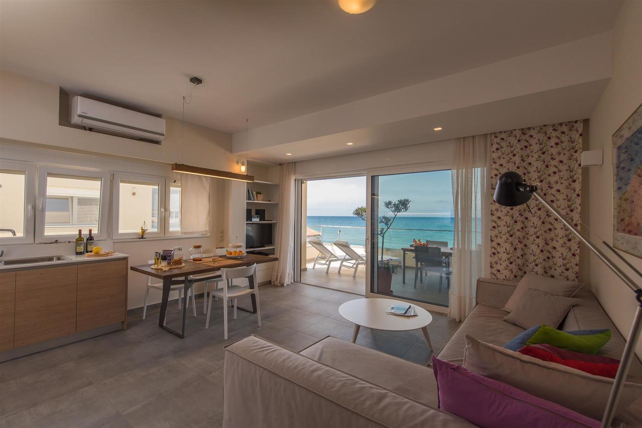 Rodia Beach Suites Kokkinos Pyrgos Exterior foto