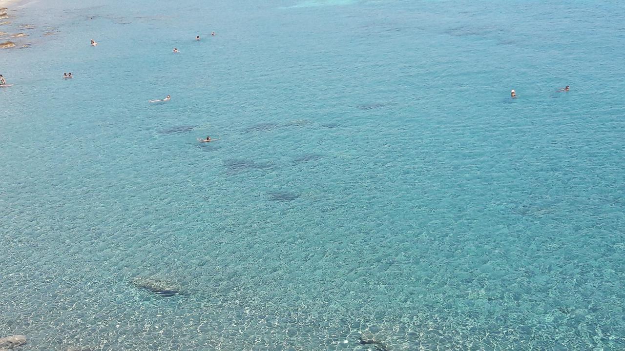 Rodia Beach Suites Kokkinos Pyrgos Exterior foto