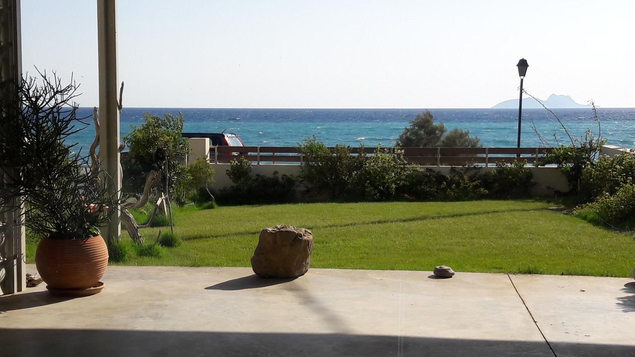 Rodia Beach Suites Kokkinos Pyrgos Exterior foto